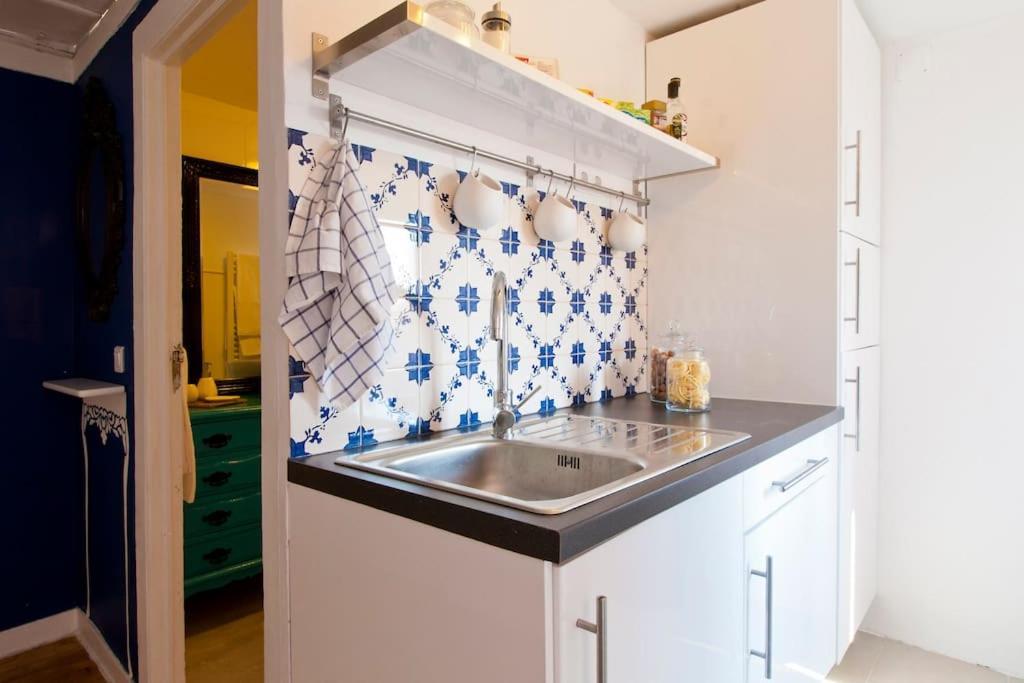Lisbon Sant'Anna Apartments Room photo